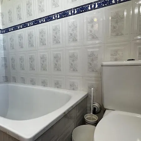 Homestay Casa 6 A 100m De La Playa Jardin Compartido