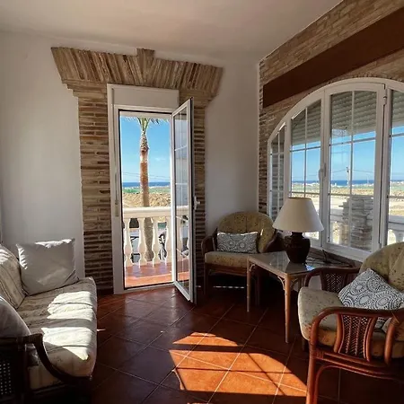 Casa 6 A 100m De La Playa Jardin Compartido