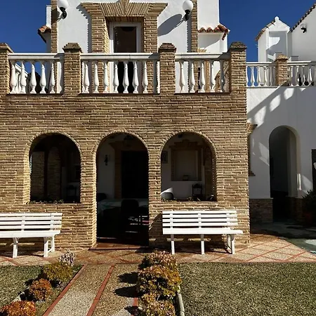 Casa 6 A 100m De La Playa Jardin Compartido Homestay *
